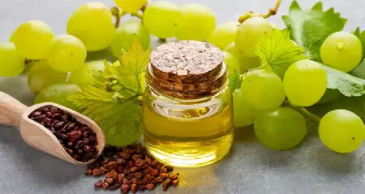 Grapeseed oil, a lightweight natural oil for deep skin hydration.