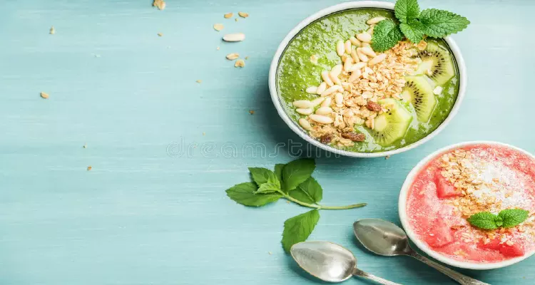 Smoothie bowl packed with natural Vitamin C for disease prevention