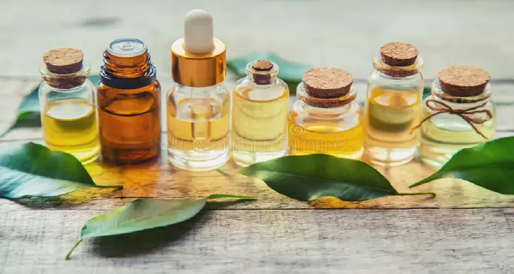 Best natural oils to treat acne and blemishes, including tea tree and jojoba.