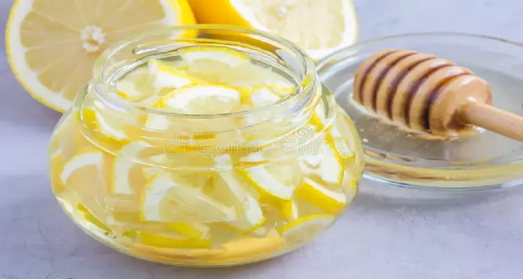 Step-by-step preparation of homemade cough syrup for natural health