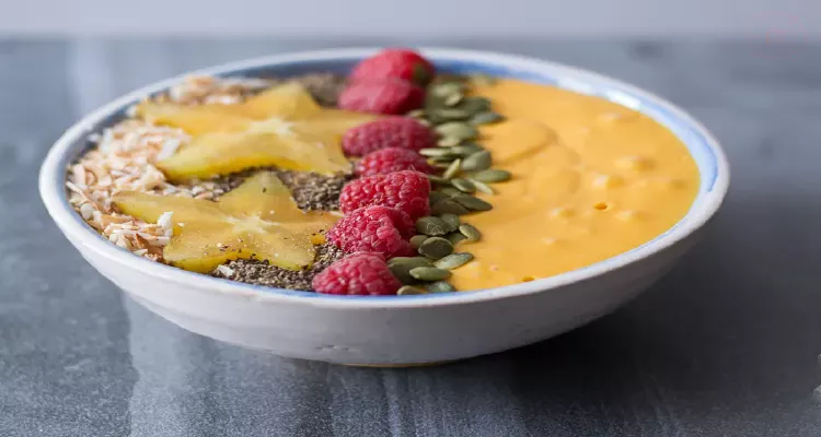 Turmeric smoothie bowl for antioxidant support and your natural health